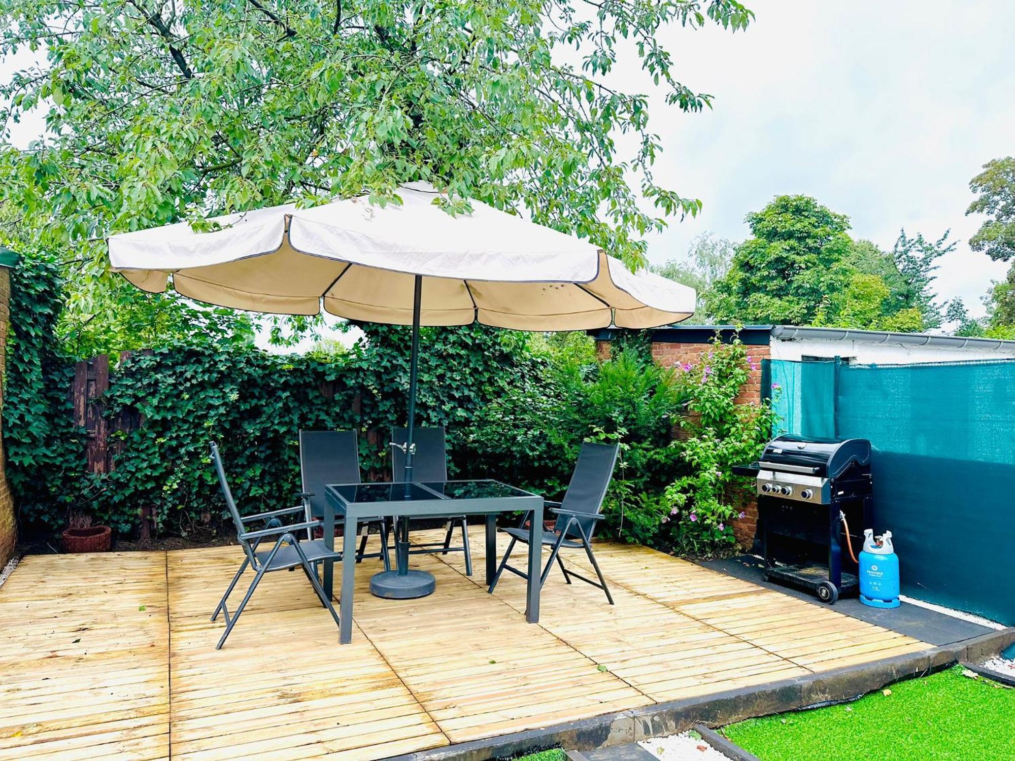 Big Sunset 2 Bedroom House With A Garden Antwerp Exterior photo